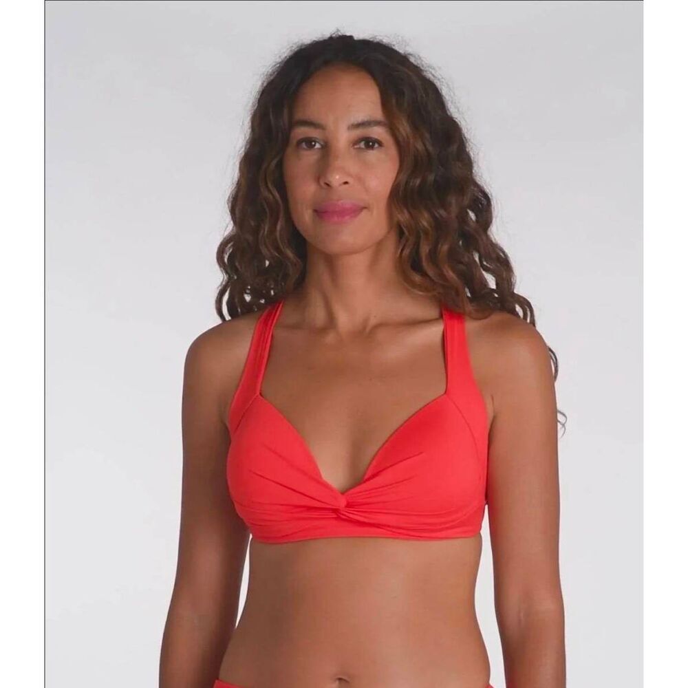 La Blanca Red Bikini Top Size 8 NWOT Twist Front Cross Back Padded Swim Top